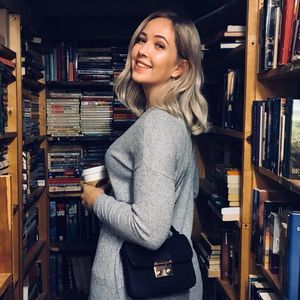 Meet your Posher, Mira